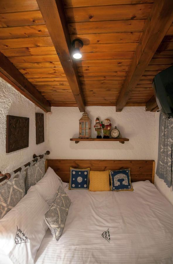 Dandy Villas Agoriani - Chalet Ivoni - Fireplace Eptálofosz Kültér fotó
